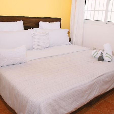Hospedaje Villamar Nueva Gorgona Bagian luar foto