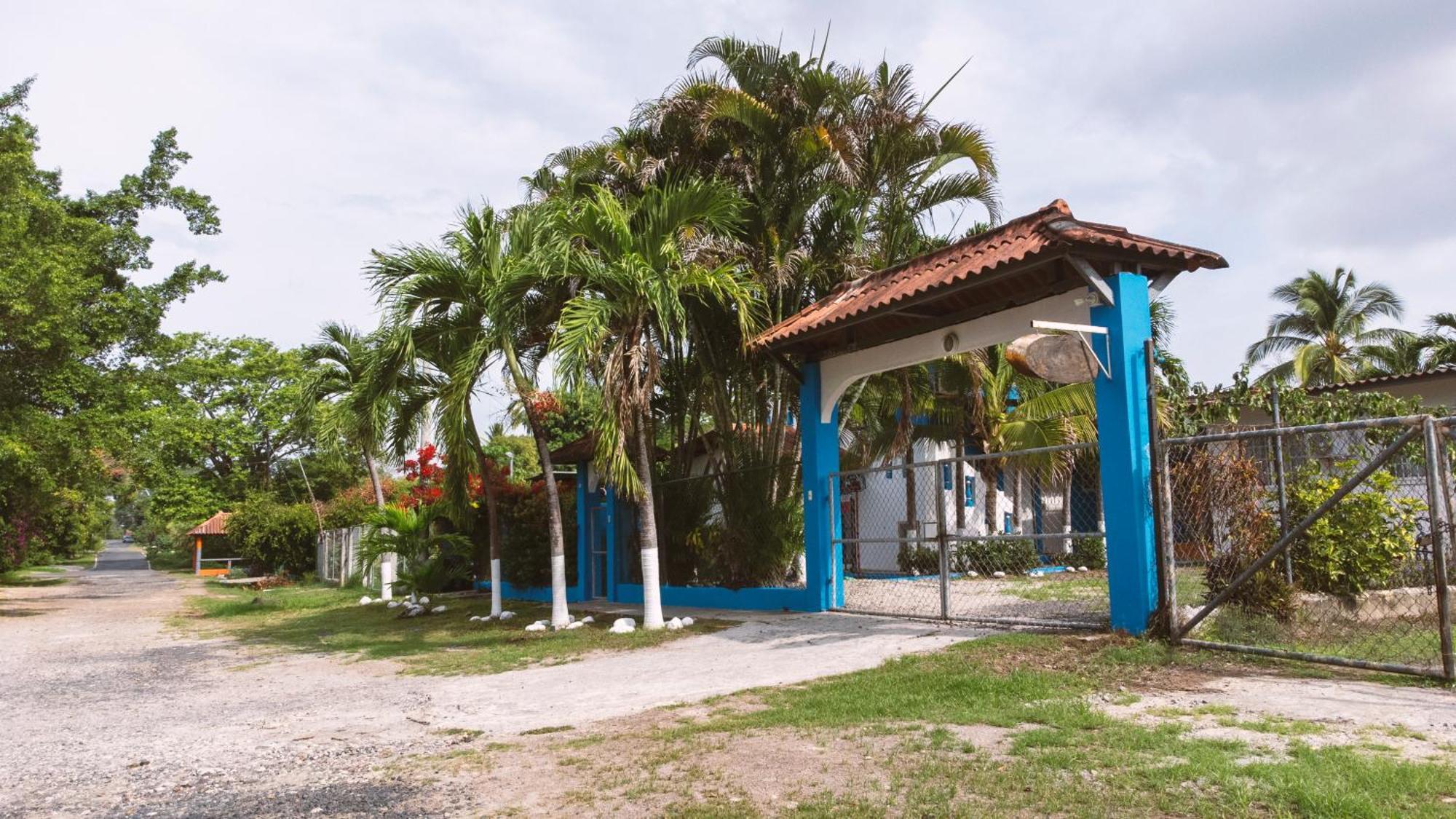 Hospedaje Villamar Nueva Gorgona Bagian luar foto